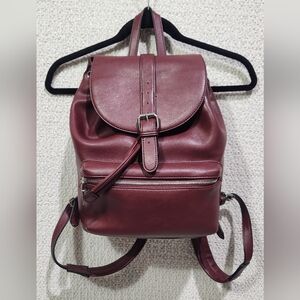 Chameleon CCW‎ Amelia Concealed Carry Backpack Ambidextrous Oxblood Red Leather
